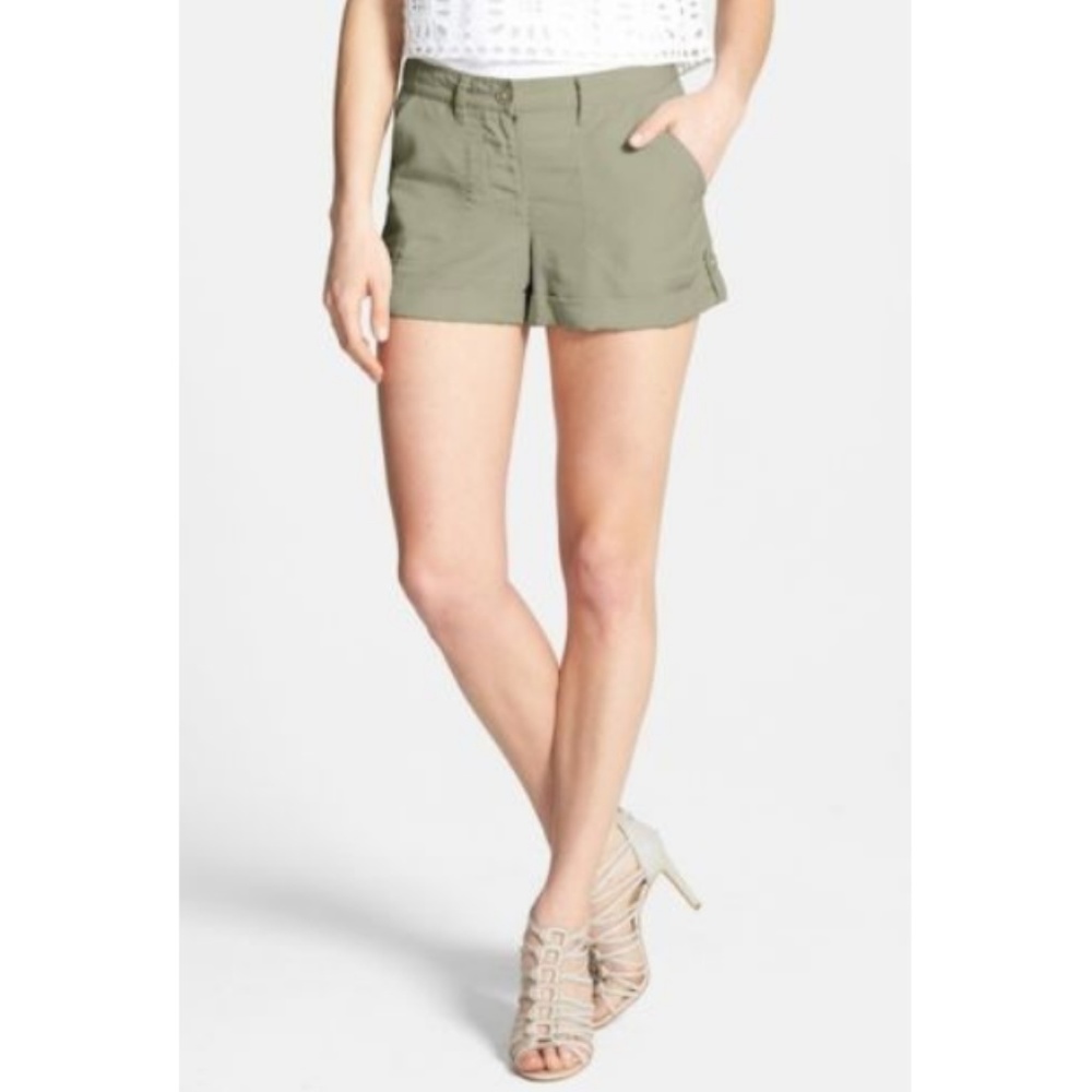 Textured Roll Cuff Shorts Safari Green w/ Pockets